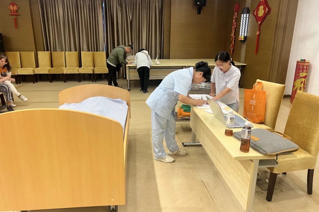 筑牢养老服务专业根基——虹桥镇开展认知障碍照护专项培训